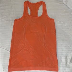 Lululemon Tank Top in Orange Size 4